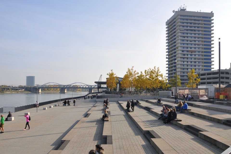 Ihre Pergola vom Fachbetrieb Markisen Dittmar in Ludwigshafen am Rhein.